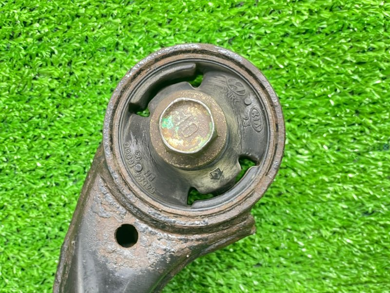 Рычаг передний левый, 2000 рублей, Москва