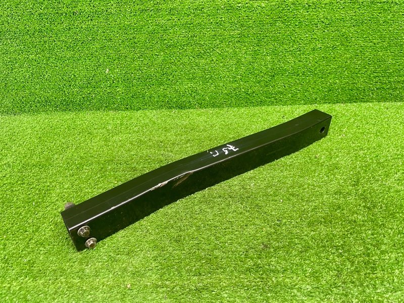 Кронштейн передней балки, 2000 рублей, Москва