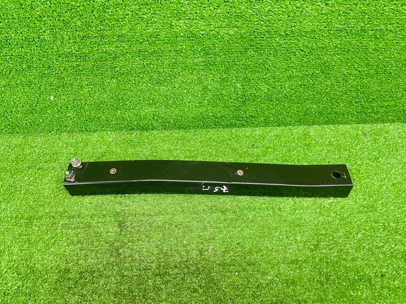 Кронштейн передней балки, 2000 рублей, Москва