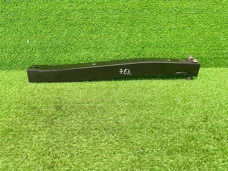 Кронштейн передней балки, 3000 рублей, Москва