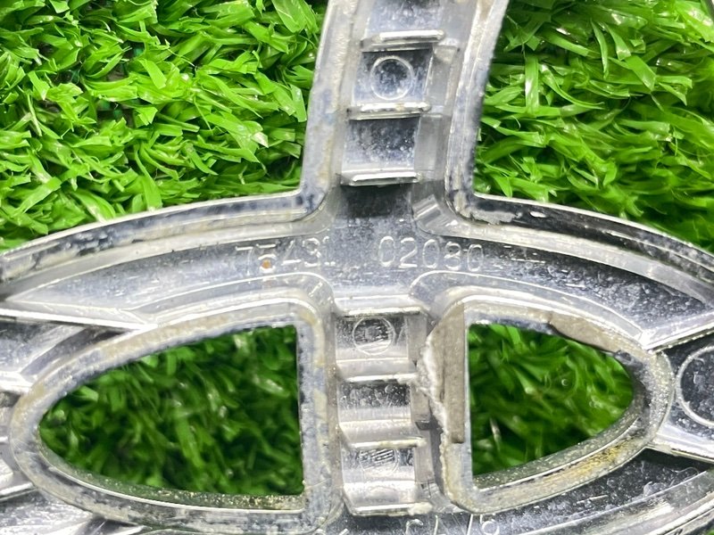 Эмблема, 1000 рублей, Москва