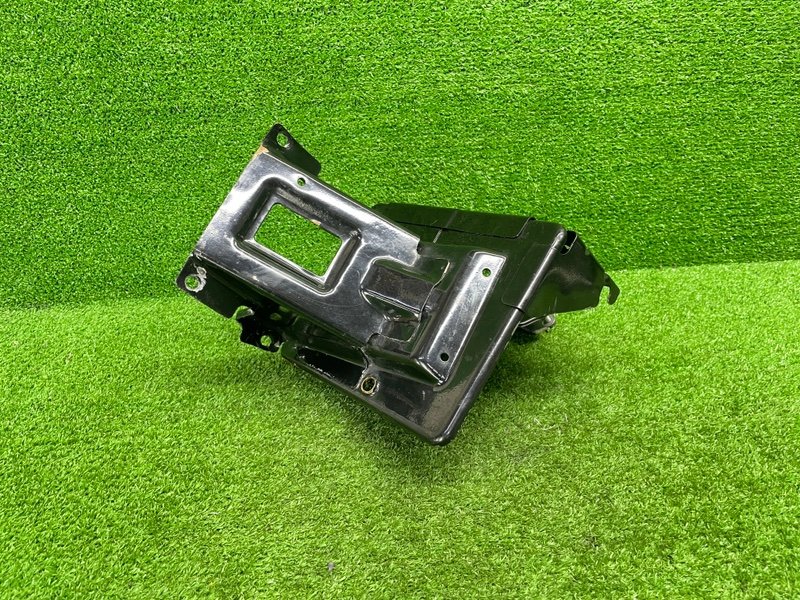 Площадка под АКБ, 2000 рублей, Москва