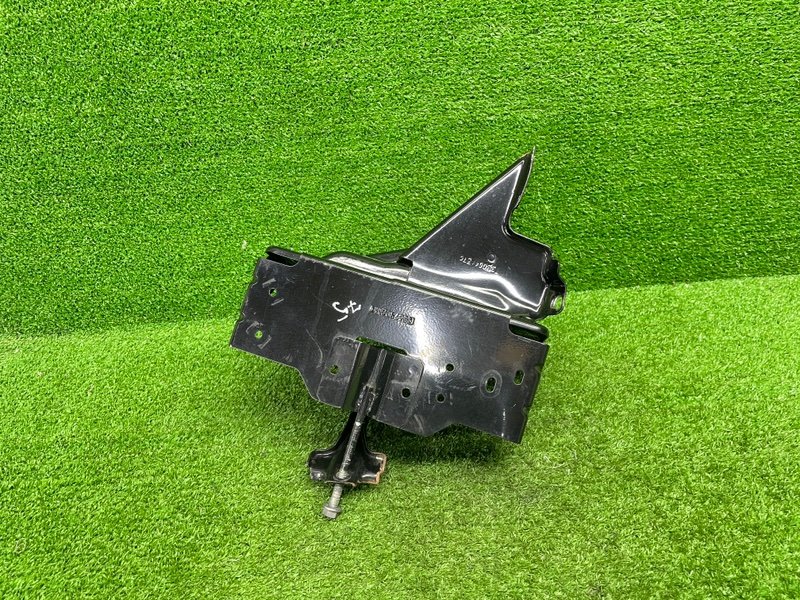 Площадка под АКБ, 2000 рублей, Москва