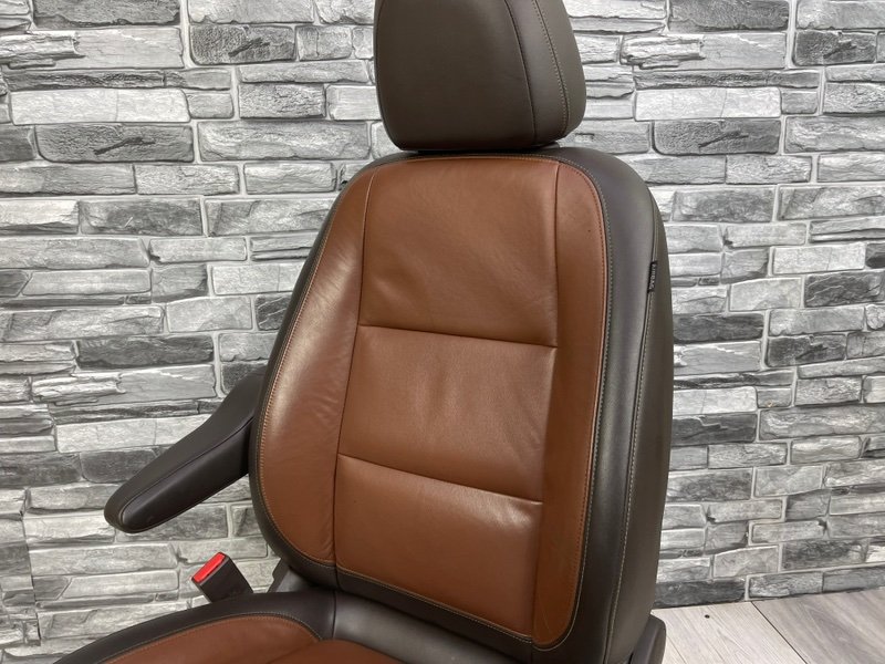 Сиденье переднее левое, 35000 рублей, Москва