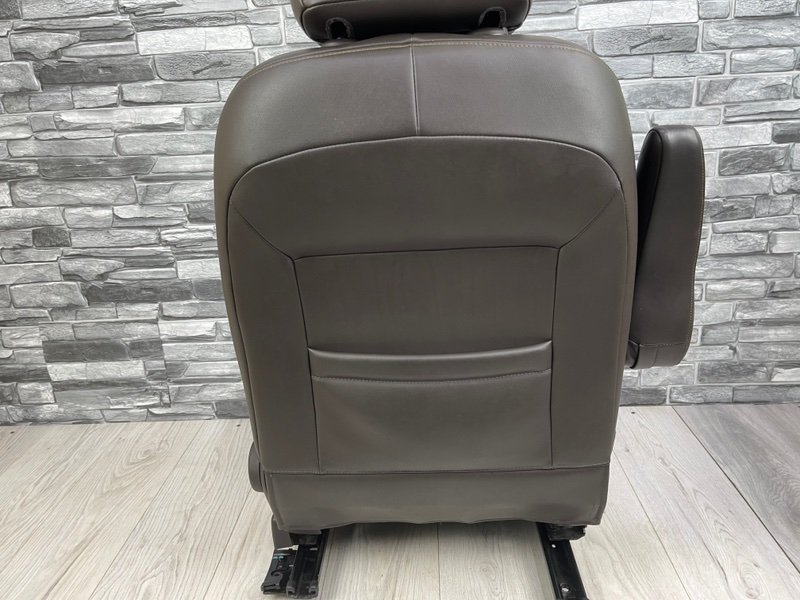 Сиденье переднее левое, 35000 рублей, Москва