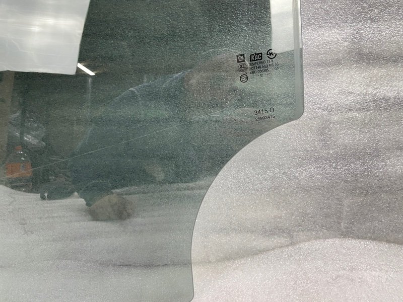 Стекло двери задней левой, 1000 рублей, Москва