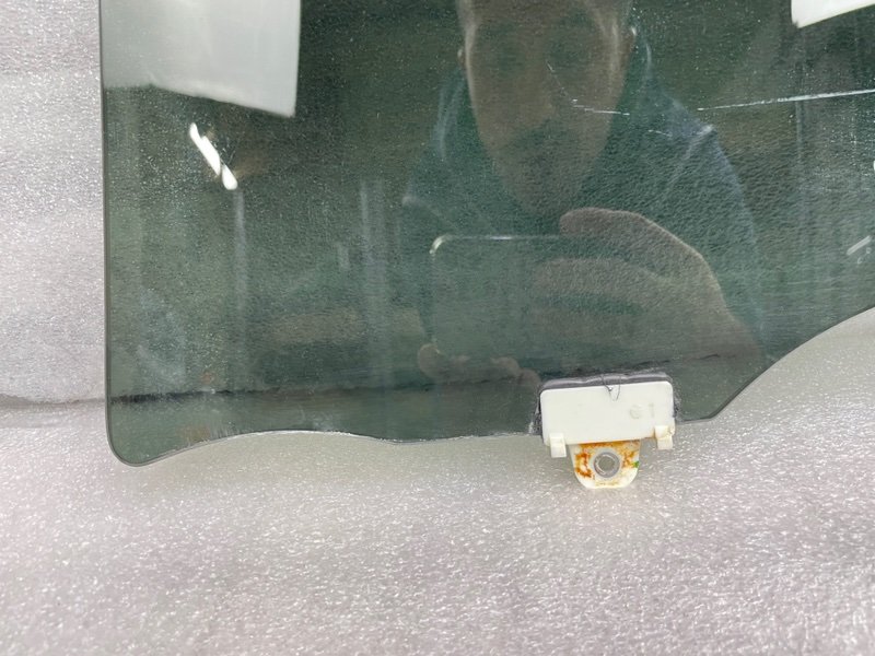 Стекло двери задней правой, 1500 рублей, Москва