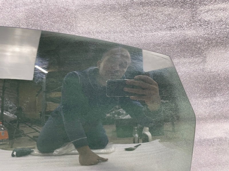 Стекло двери задней левой, 1500 рублей, Москва