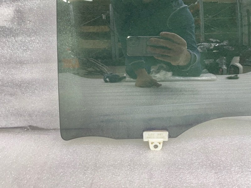 Стекло двери задней левой, 1500 рублей, Москва