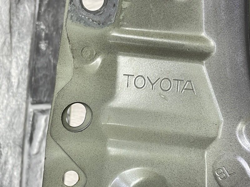 Крыло переднее левое, 35000 рублей, Москва