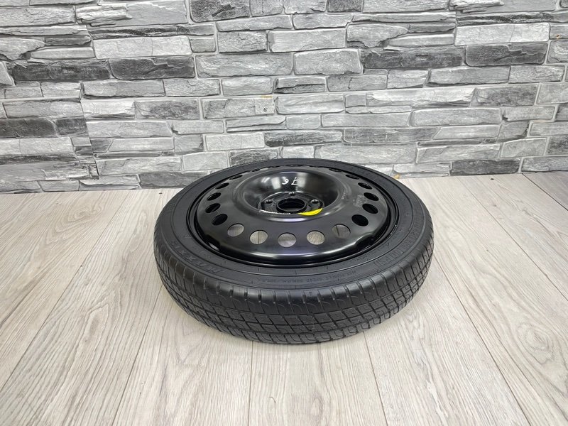 Запасное колесо, 6000 рублей, Москва