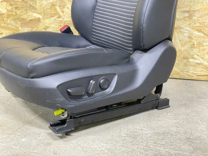 Сиденья комплект, 100000 рублей, Москва