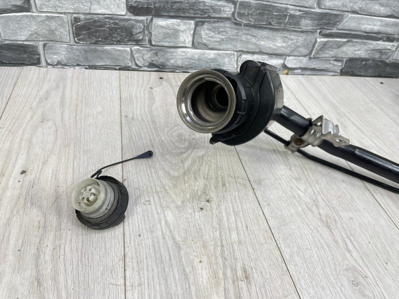 Горловина топливного бака, 10000 рублей, Москва