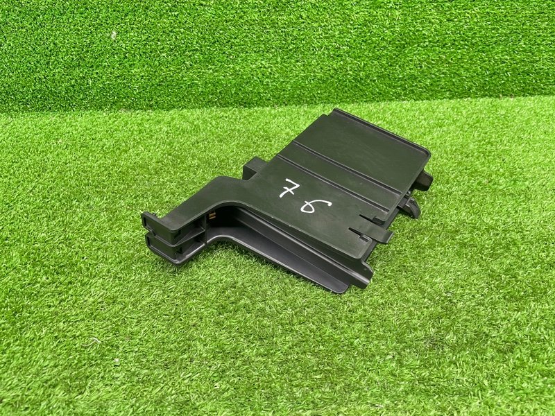 Кронштейн, 1000 рублей, Москва