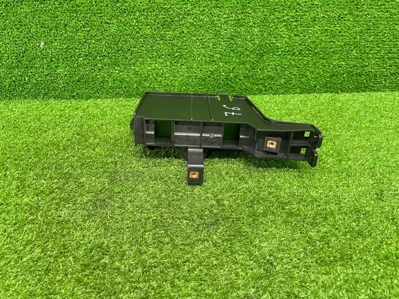 Кронштейн, 1000 рублей, Москва