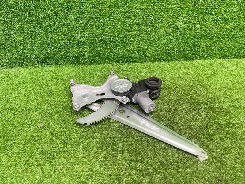 Стеклоподъемник задний, 3000 рублей, Москва