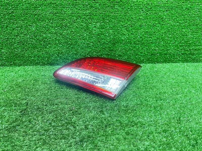 Фонарь задний правый, 2000 рублей, Москва