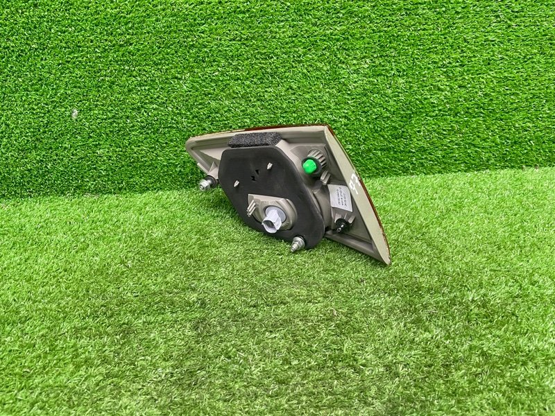 Фонарь задний правый, 2000 рублей, Москва