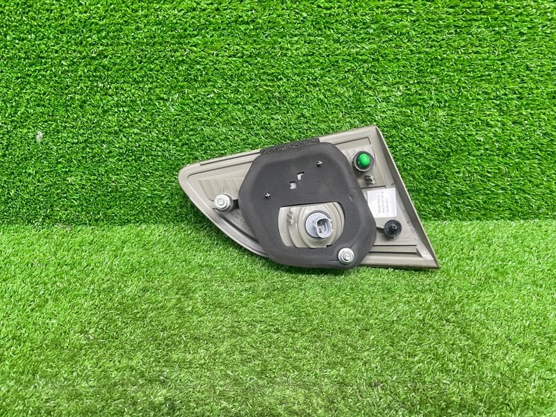 Фонарь задний правый, 2000 рублей, Москва