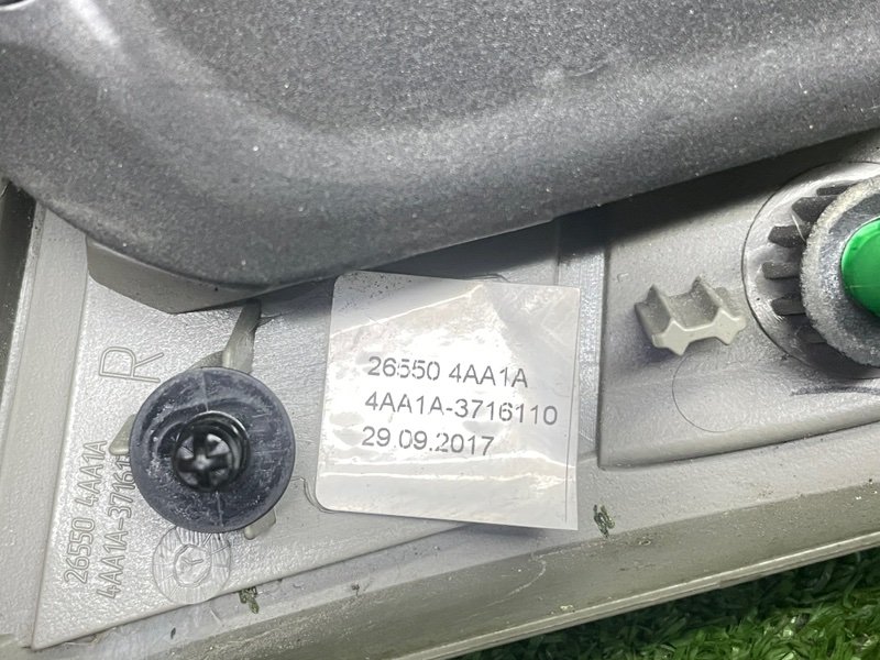 Фонарь задний правый, 2000 рублей, Москва