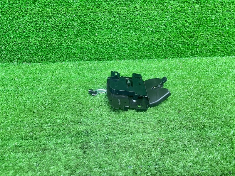 Замок багажника, 3500 рублей, Москва