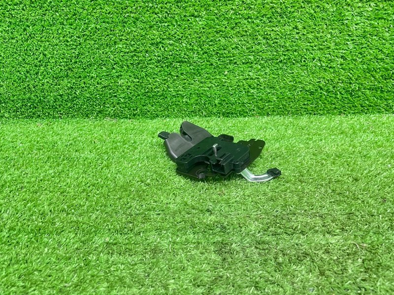 Замок багажника, 3500 рублей, Москва