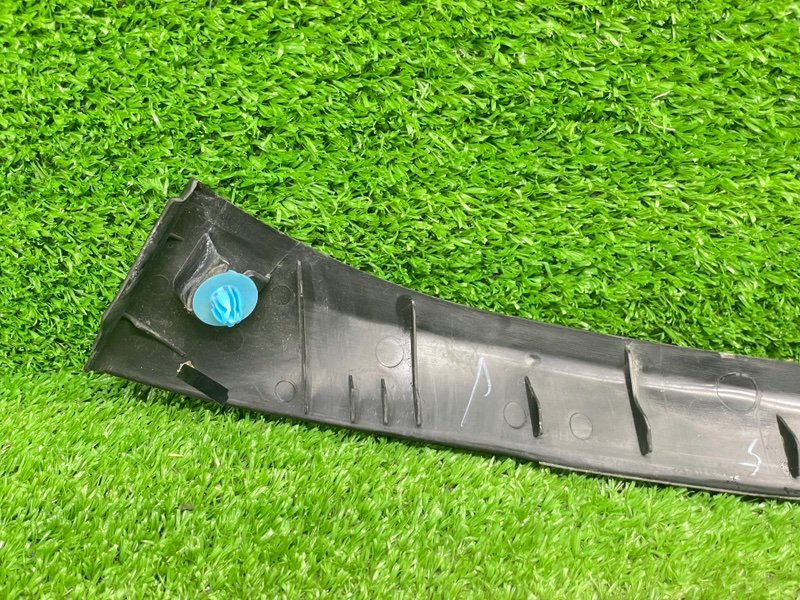 Обшивка крышки багажника, 1000 рублей, Москва