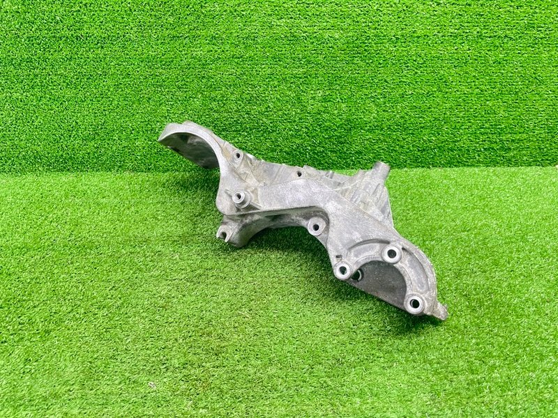 Кронштейн генератора, 2000 рублей, Москва