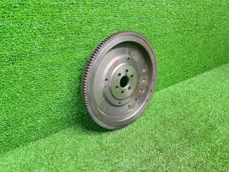 Маховик, 1900 рублей, Москва