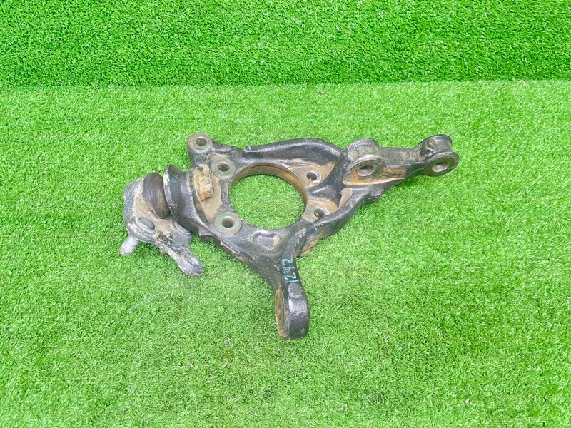 Кулак поворотный, 10000 рублей, Москва