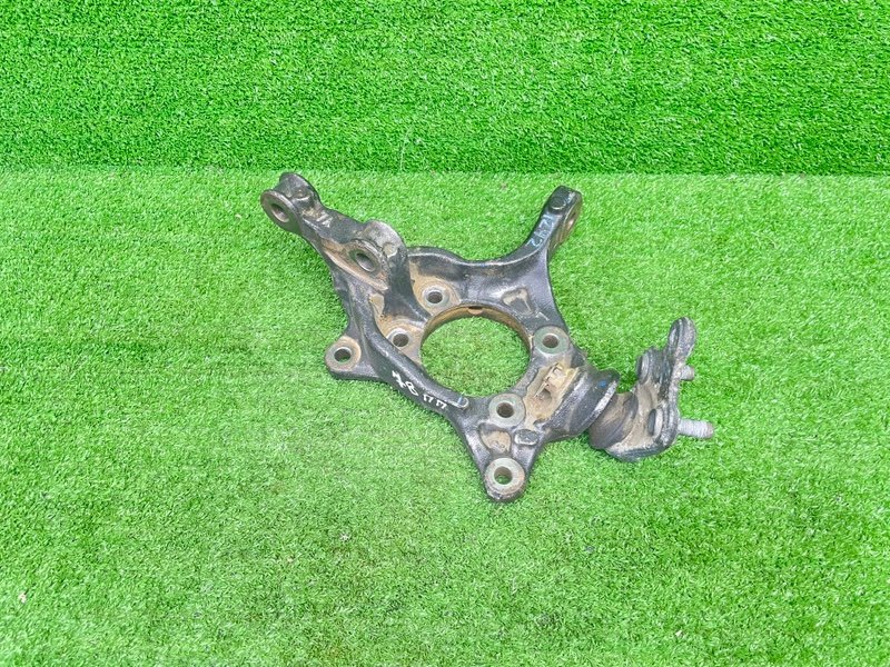 Кулак поворотный, 10000 рублей, Москва