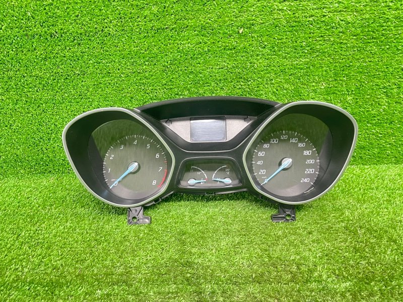 Панель приборов, 1700 рублей, Москва