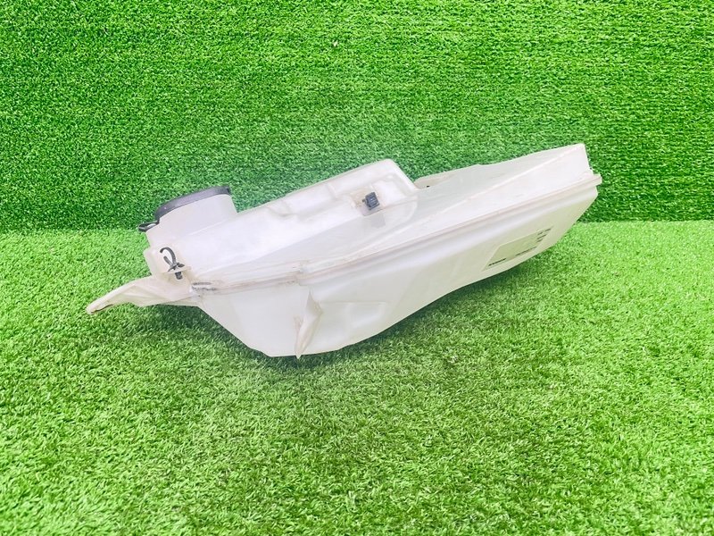 Бачок омывателя лобового стекла, 1000 рублей, Москва