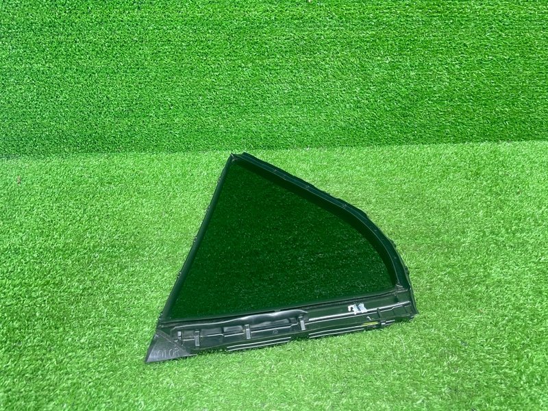 Стекло двери задней правой, 2500 рублей, Москва