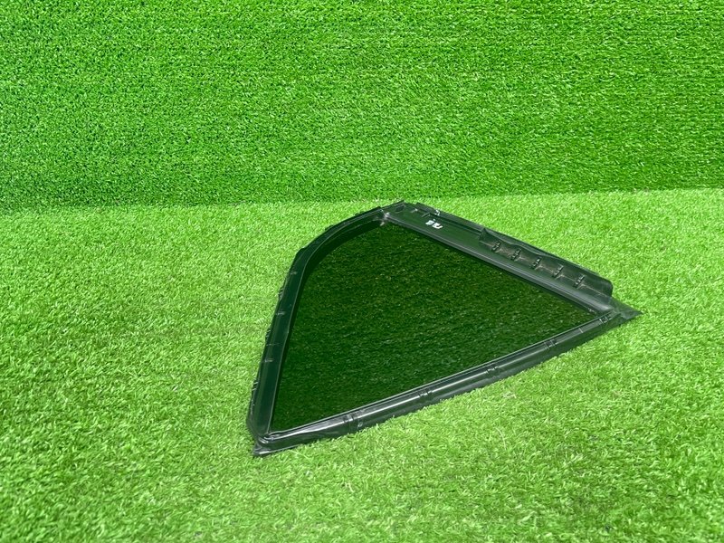 Стекло двери задней правой, 2500 рублей, Москва