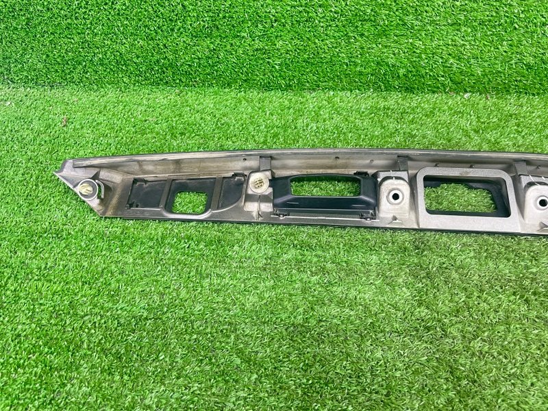 Накладка крышки багажника, 3500 рублей, Москва