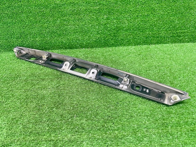 Накладка крышки багажника, 3500 рублей, Москва