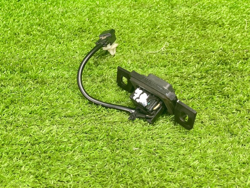 Кнопка открывания багажника, 2000 рублей, Москва