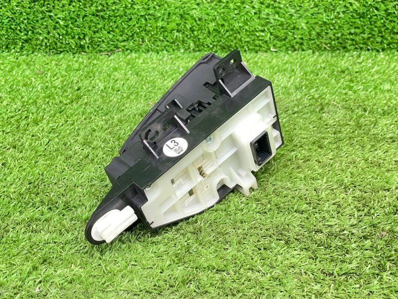 Кнопка стояночного тормоза, 1500 рублей, Москва