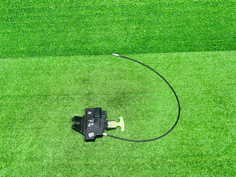 Замок багажника, 5000 рублей, Москва