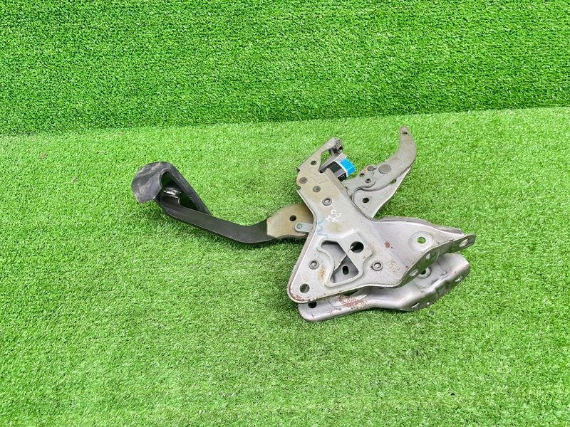 Педаль тормоза, 2500 рублей, Москва