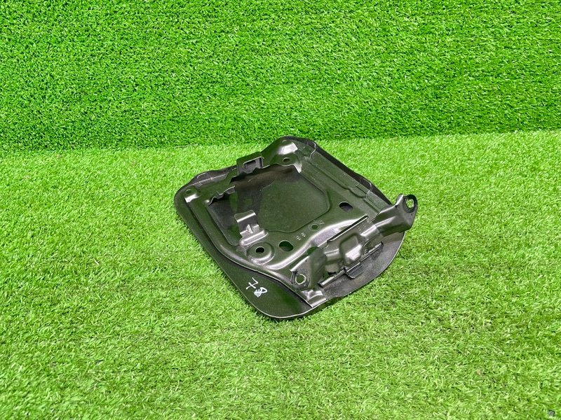 Лючок топливного бака, 5000 рублей, Москва