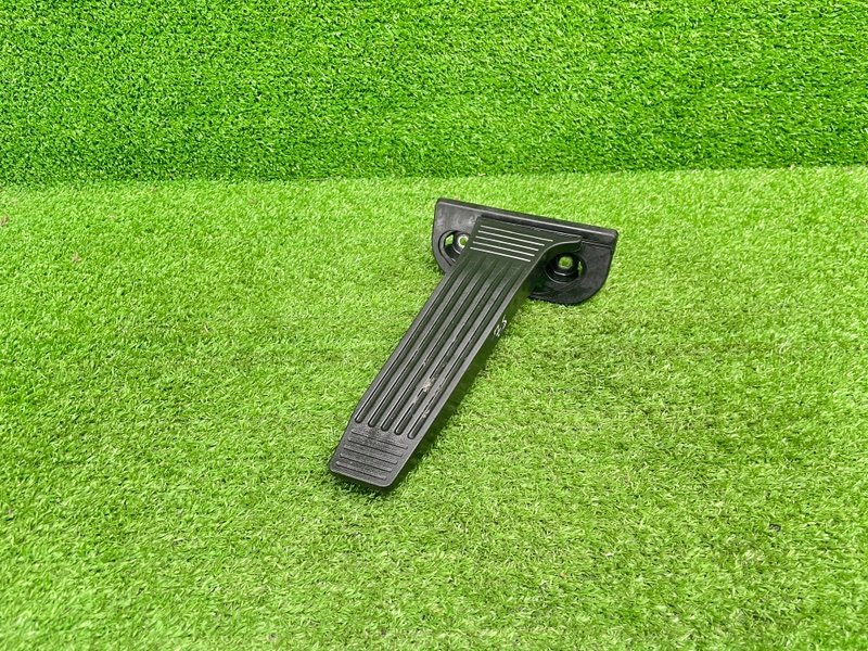 Педаль газа, 1500 рублей, Москва