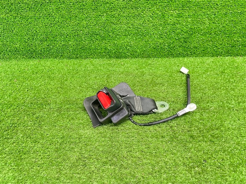 Ответная часть ремня безопасности, 3000 рублей, Москва