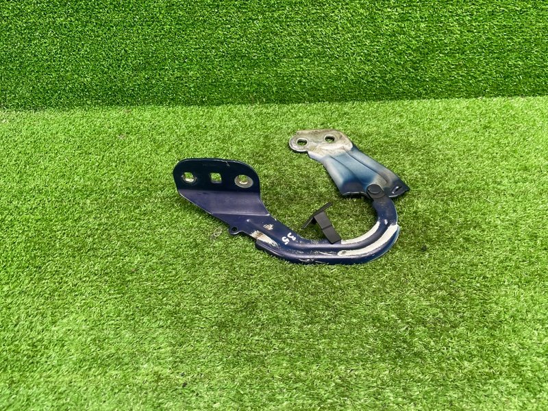 Петля капота, 1050 рублей, Москва