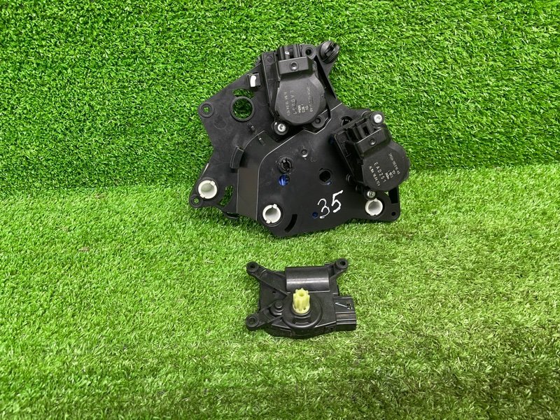 Моторчик заслонки отопителя, 1000 рублей, Москва