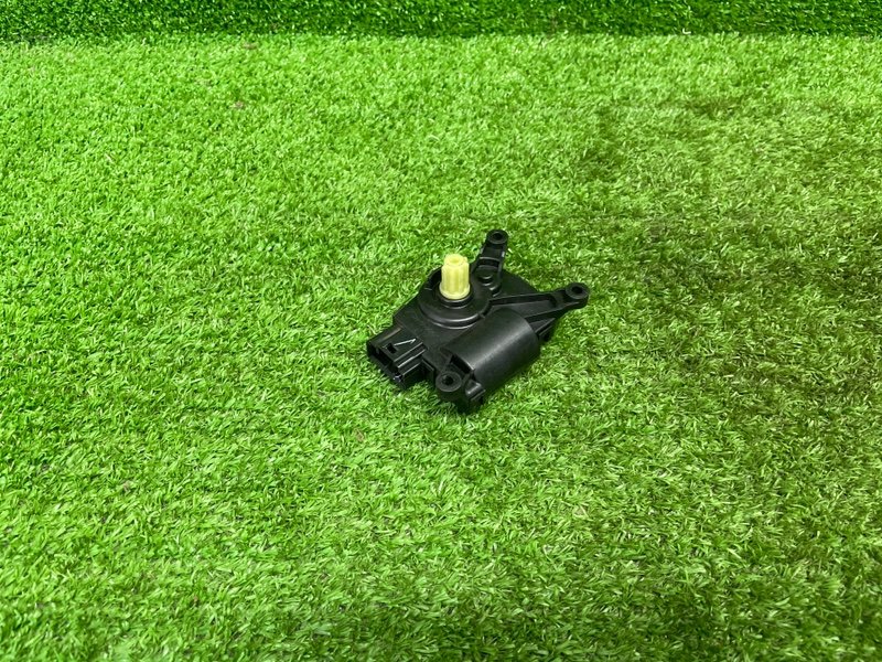 Моторчик заслонки отопителя, 1000 рублей, Москва