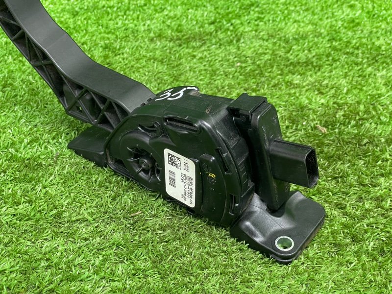 Педаль газа, 850 рублей, Москва