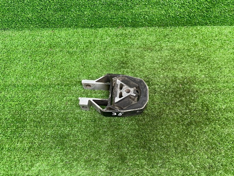 Опора КПП, 1100 рублей, Москва