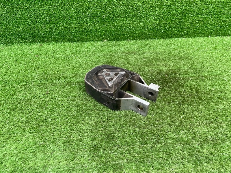 Опора КПП, 1100 рублей, Москва